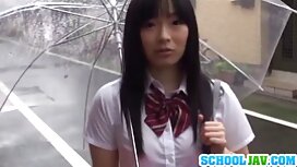修道院の小川のために精液のバーストをもた ...